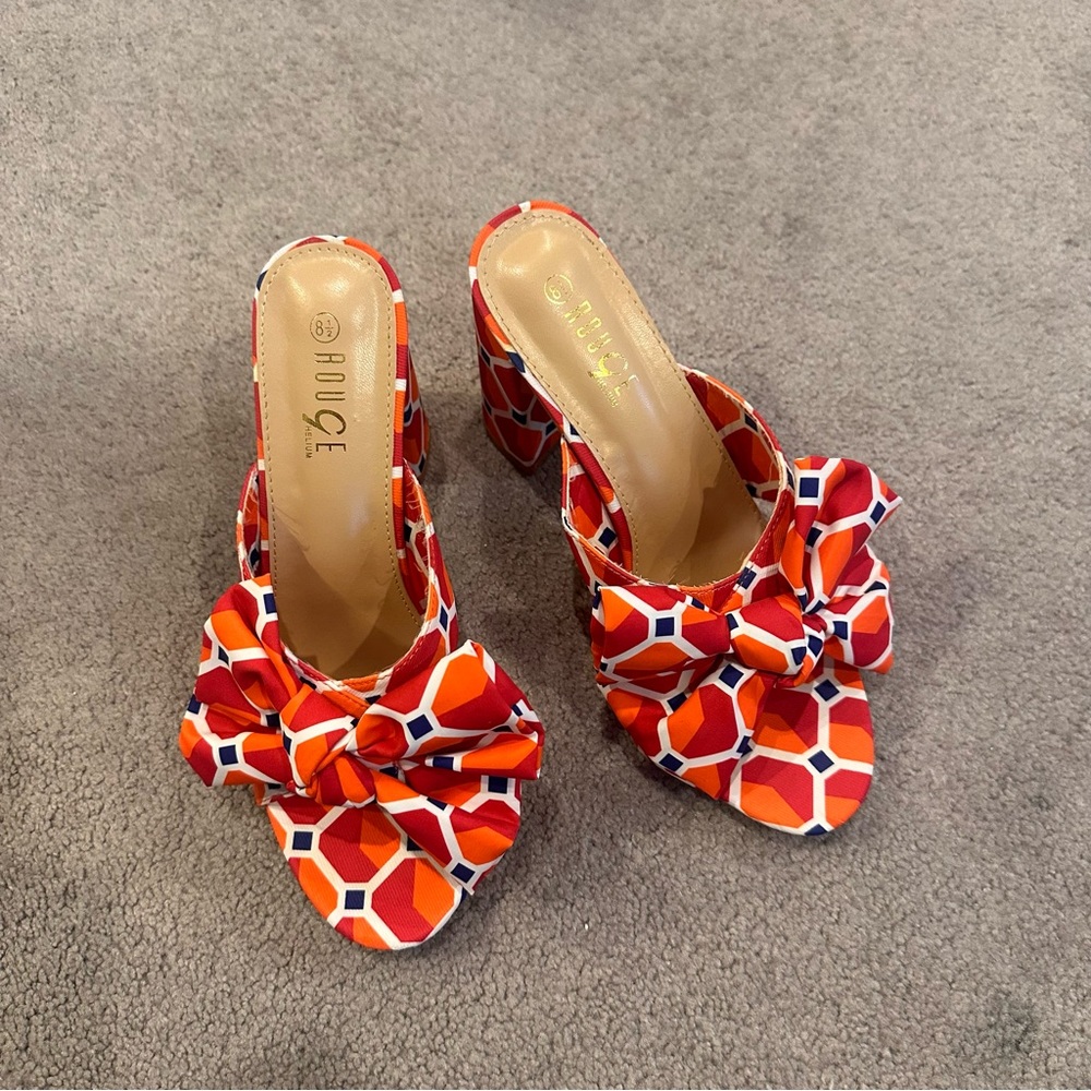 Colorful sandals with heel